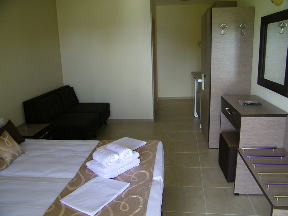 Ferienwohnung Castro Deluxe Toroni Exterior foto