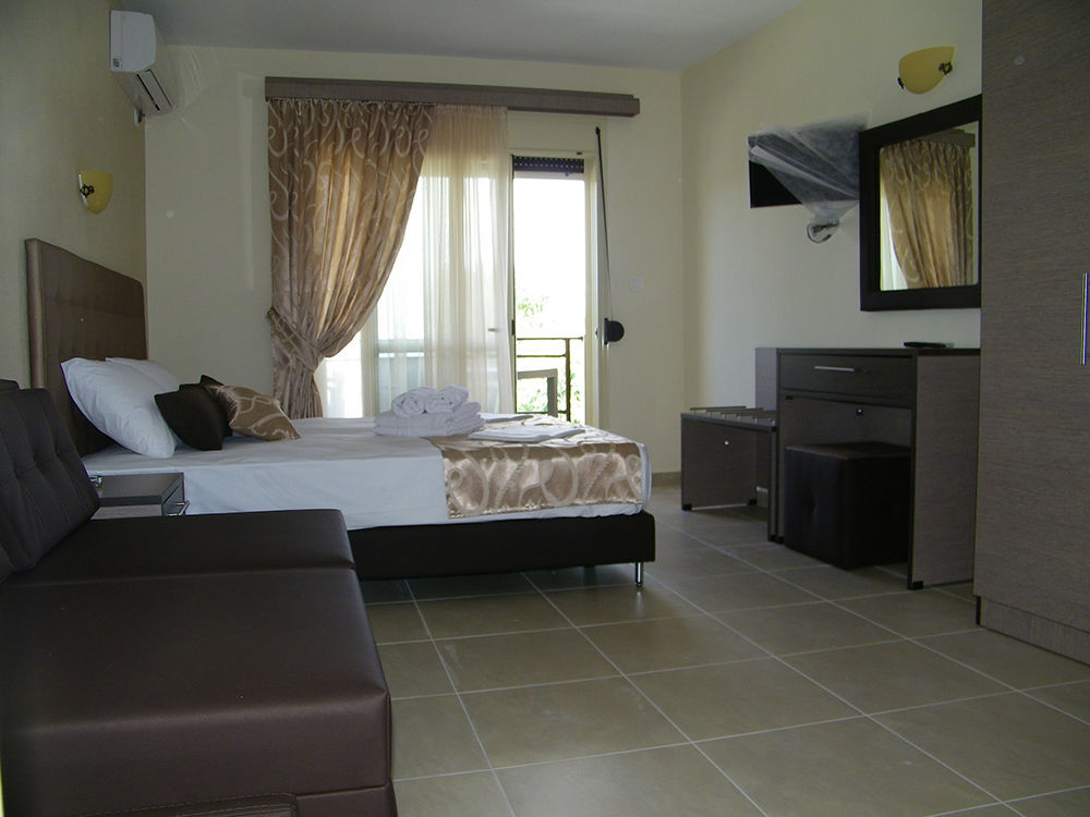 Ferienwohnung Castro Deluxe Toroni Exterior foto