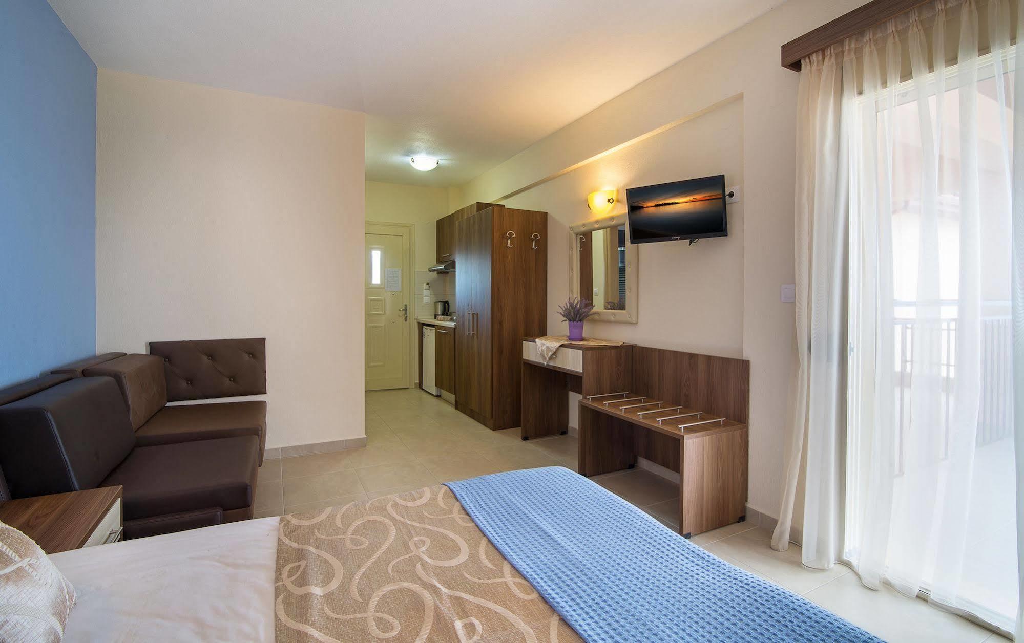 Ferienwohnung Castro Deluxe Toroni Exterior foto